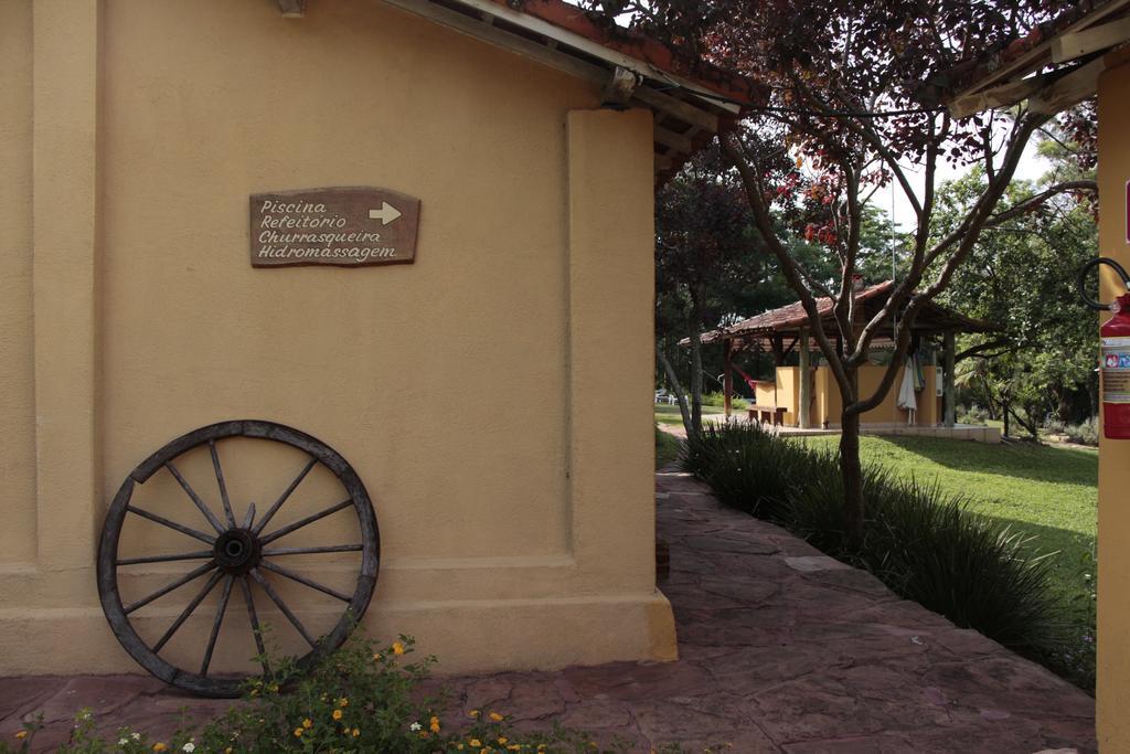 Hospedagem Fazenda Nova America Brotas Exterior photo